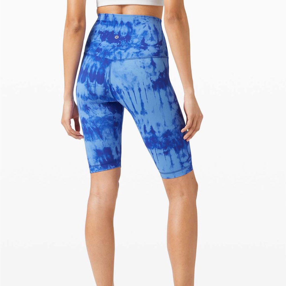 Lululemon Align Super High Rise
Short 10" *Game Day
